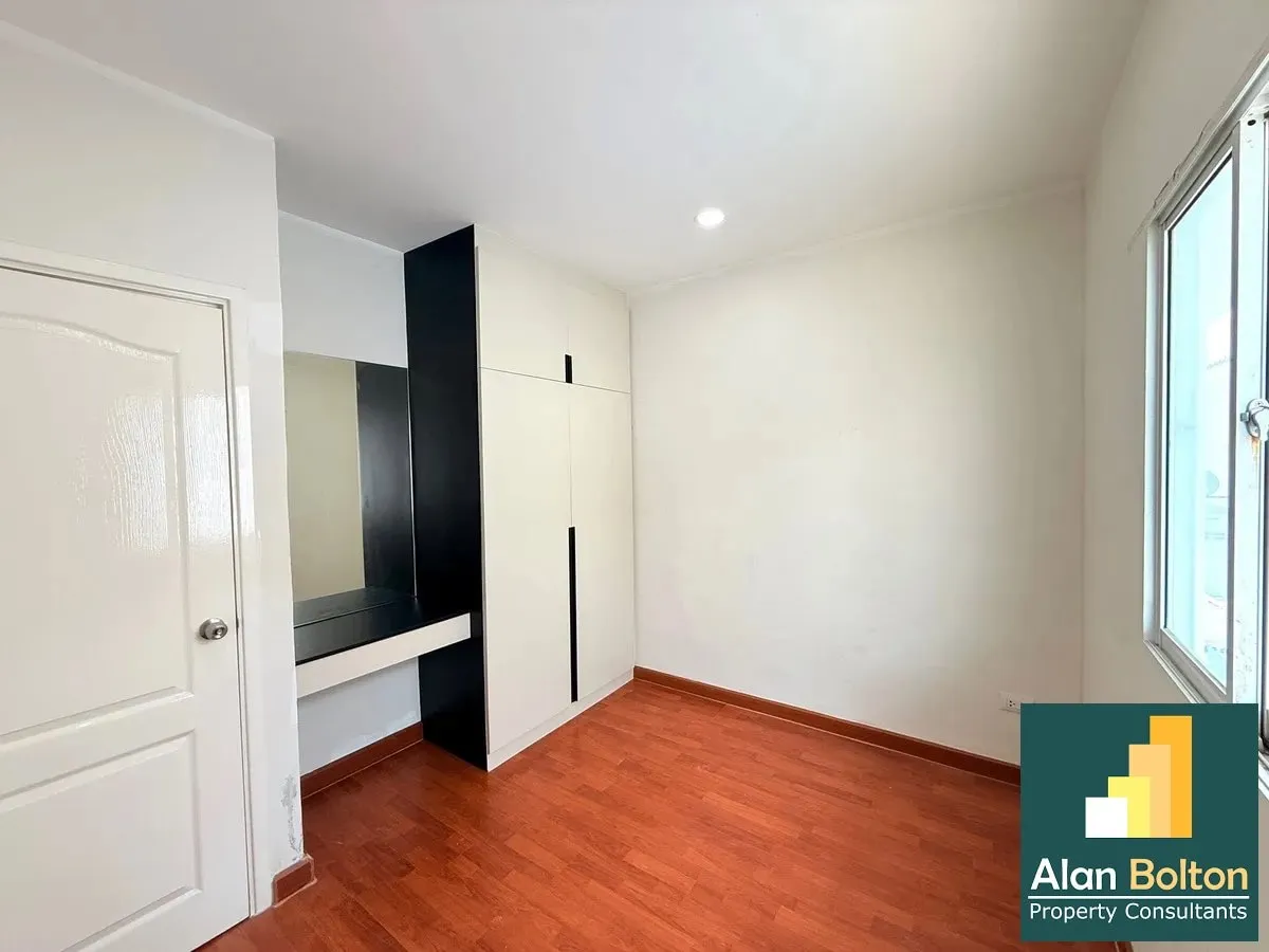 Townhome For Sale photo 6