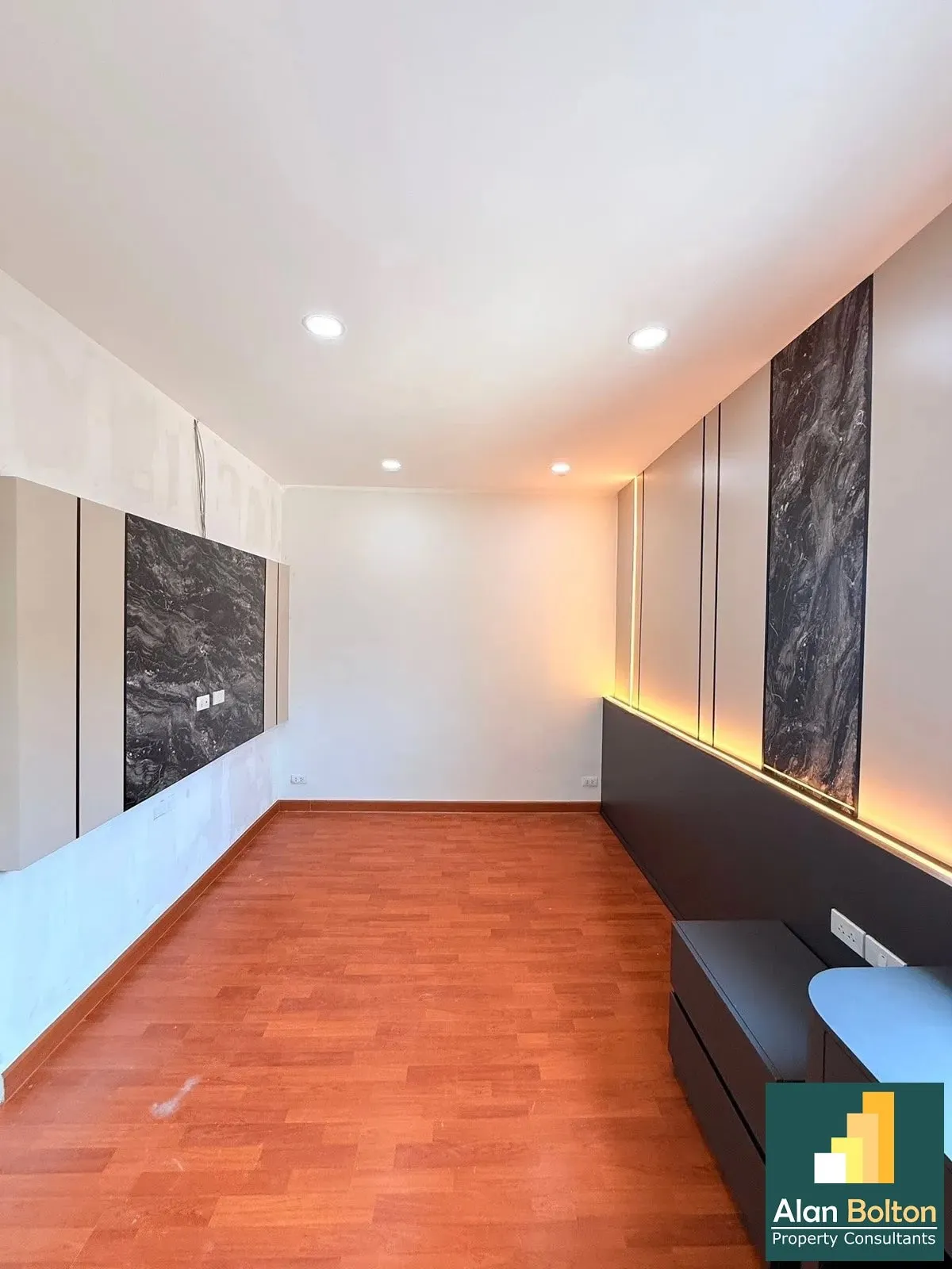 Townhome For Sale photo 9