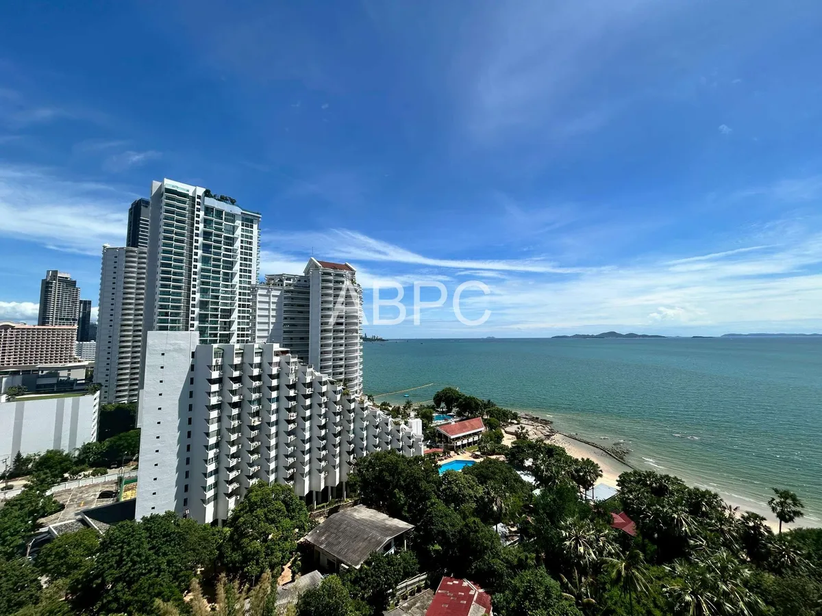 Studio Bed 1 Bath in Wong Amat ABPC1195 photo 7