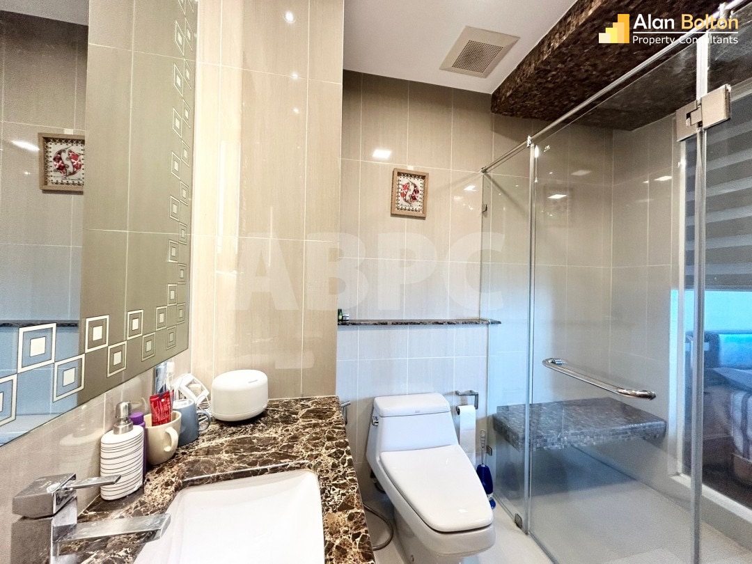 Studio Bed 1 Bath in Wong Amat ABPC1195 photo 11