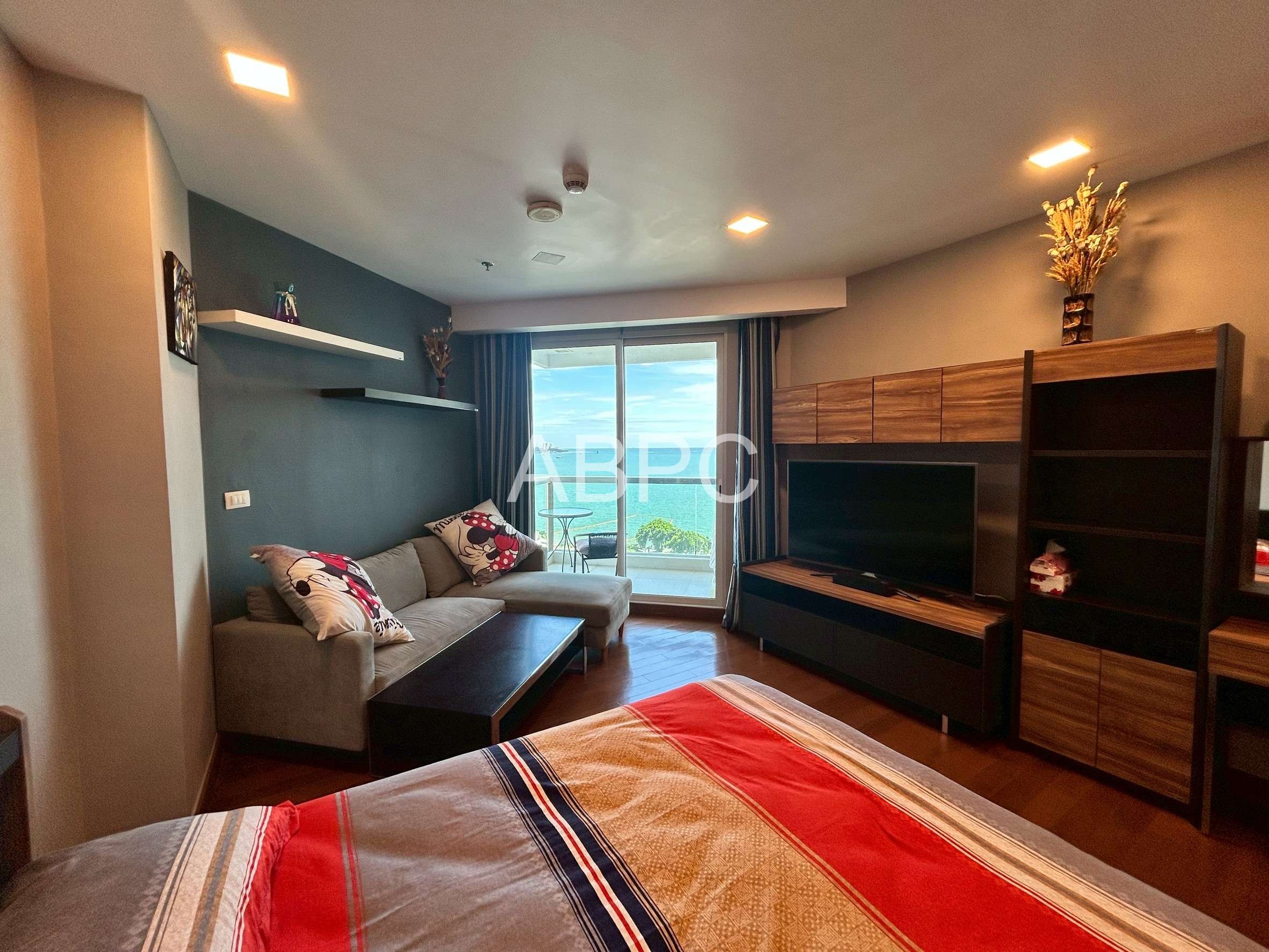 Studio Bed 1 Bath in Wong Amat ABPC1195 photo 7