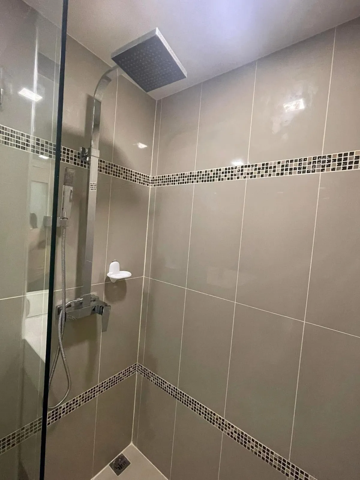 Studio Condo For Rent photo 13