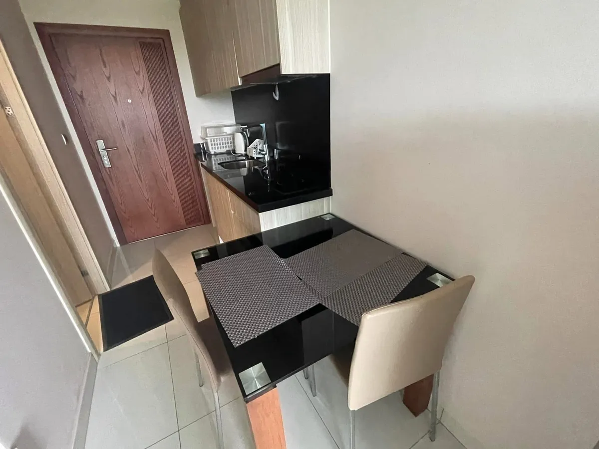 Studio Condo For Rent photo 18