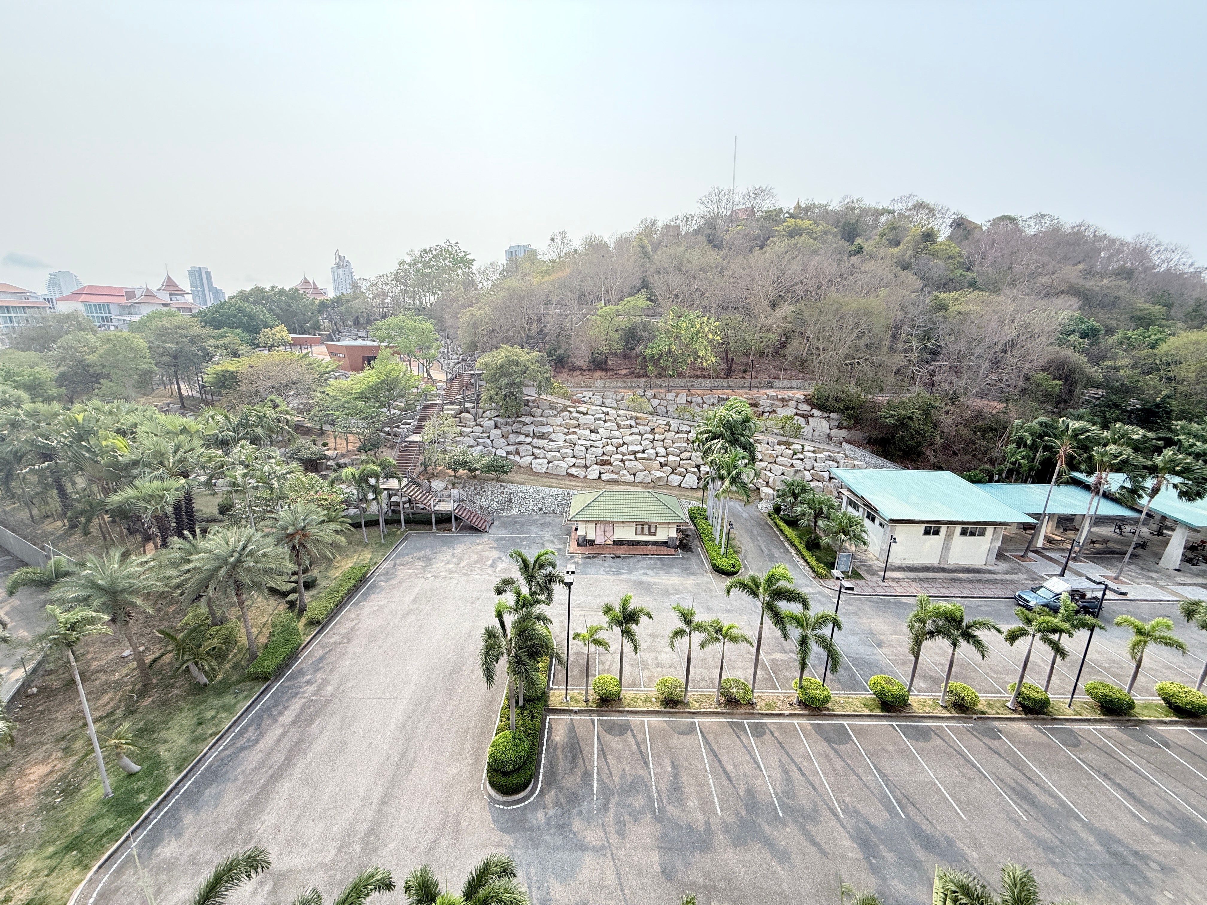 The Axis 1 Bedroom for rent photo 19