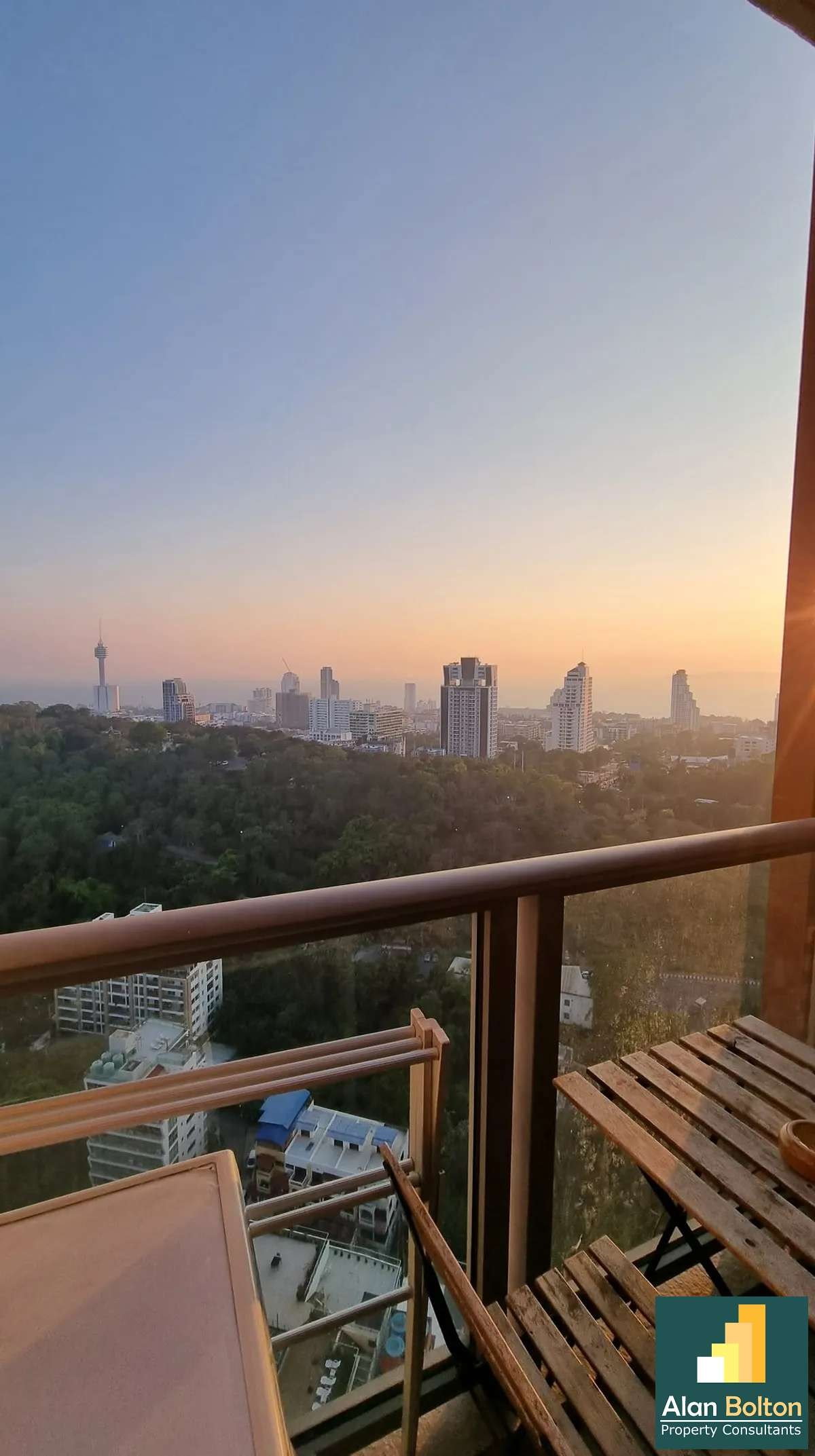 Fire Sale Two Bedroom Condo For Sale In South Pattaya photo 5