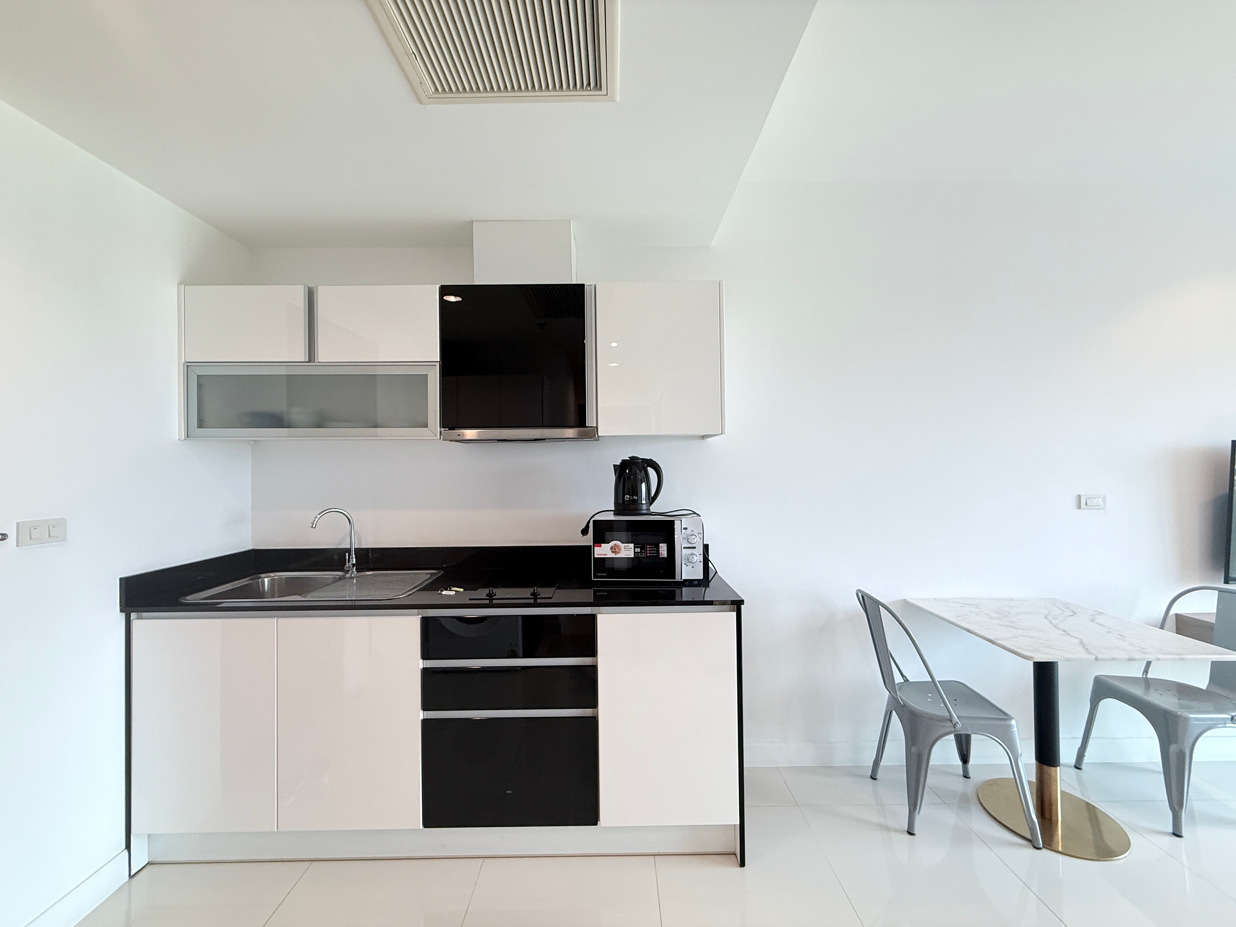 Studio sea view in Wongamat for rent photo 33