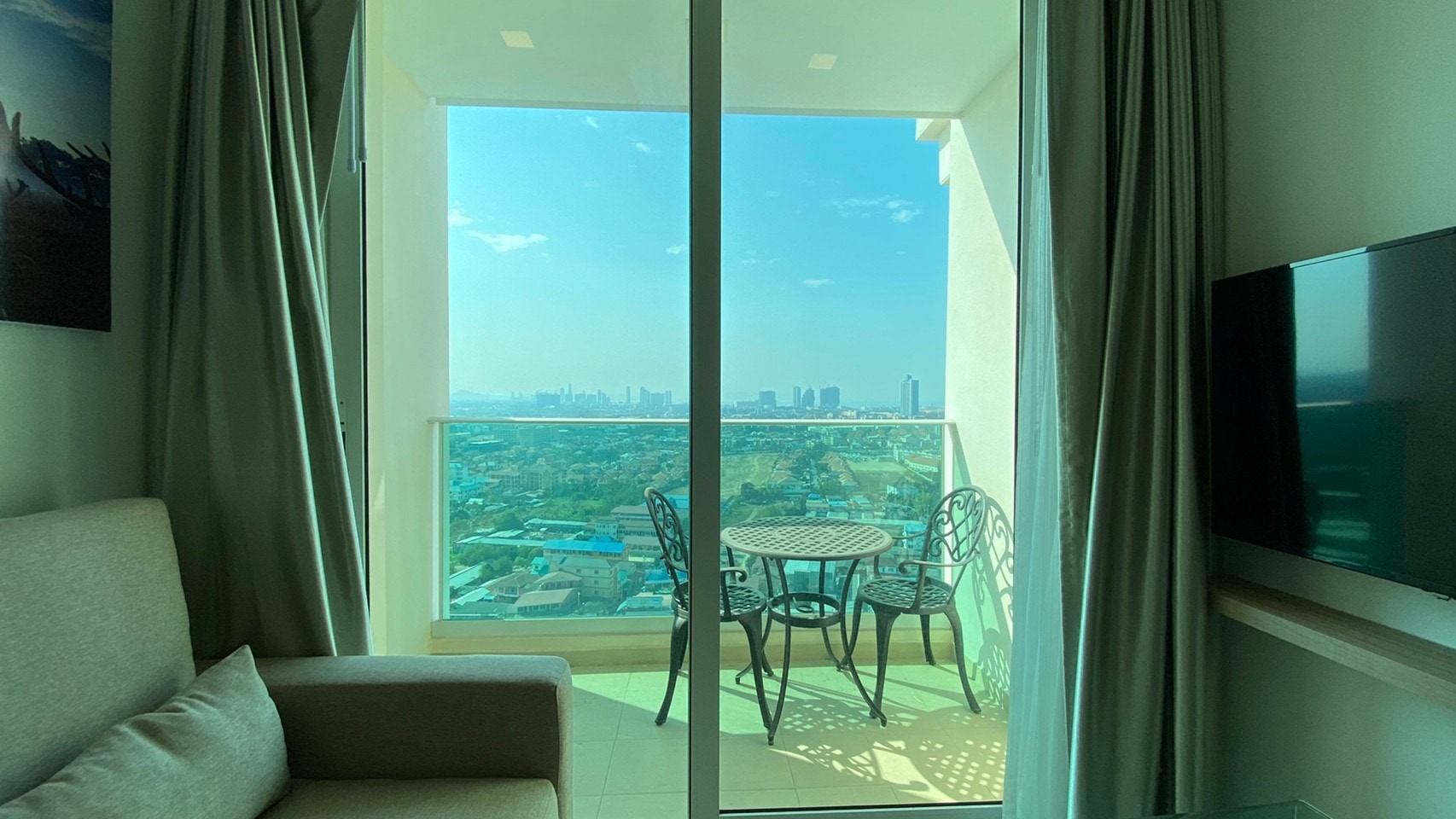 Studio sea view in Wongamat for rent photo 59