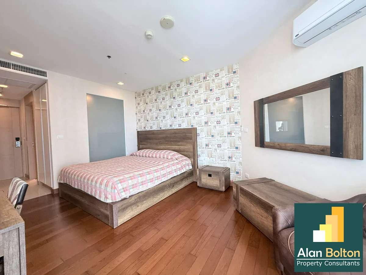 Studio sea view in Wongamat for rent photo 7
