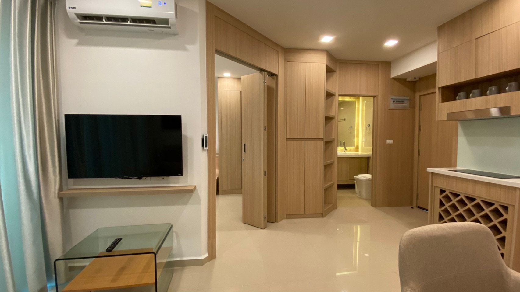 Studio sea view in Wongamat for rent photo 50