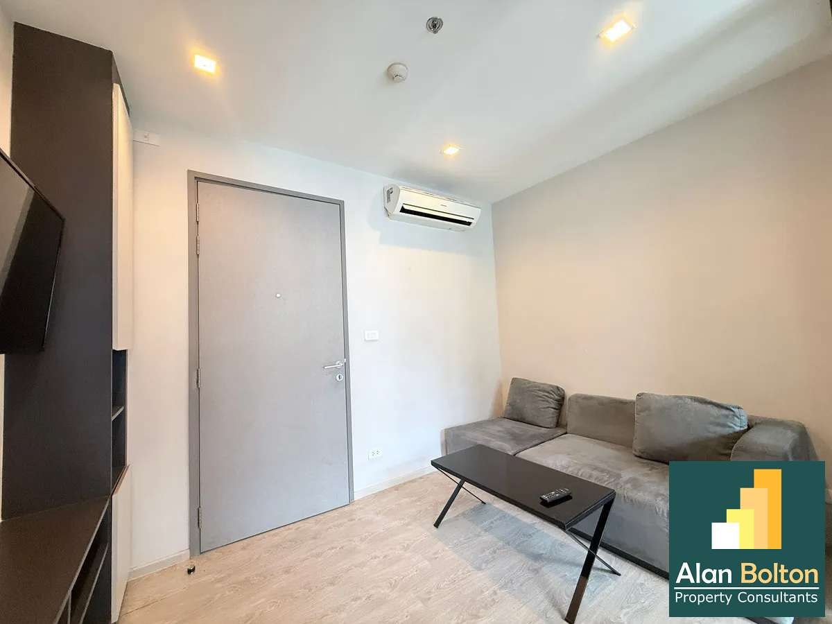 North Facing 1 Bed 1 Bath Condo In Pattaya City Center photo 3