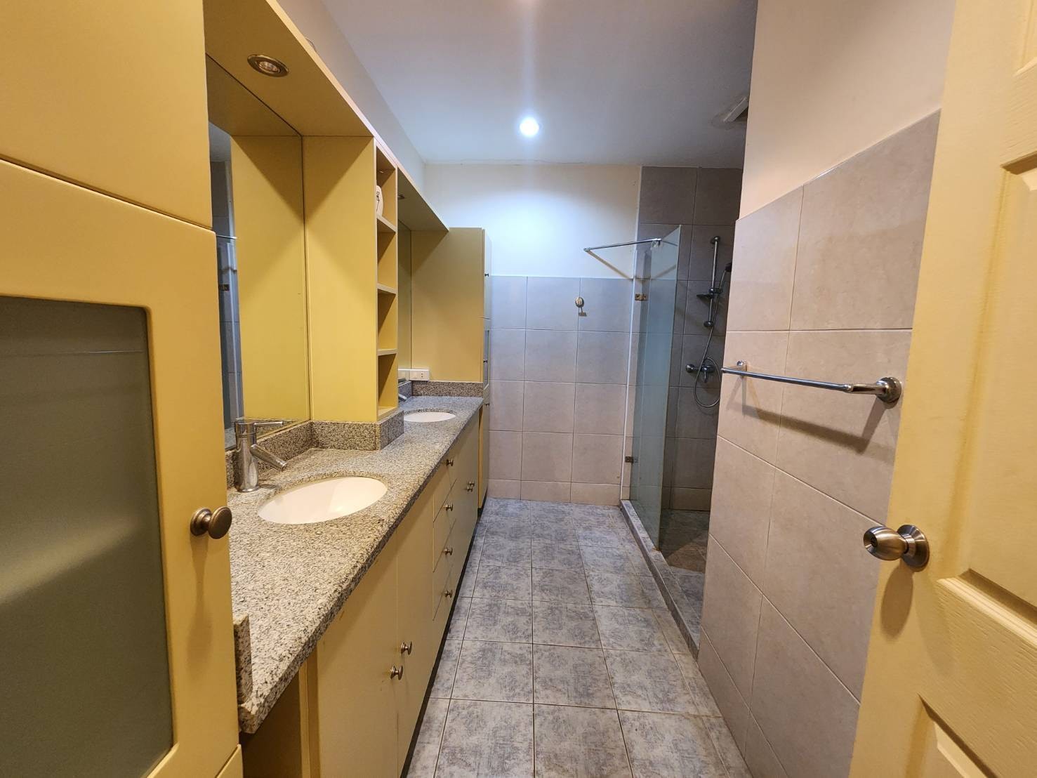 1 Bedroom Bungalow and Resort For Rent photo 14