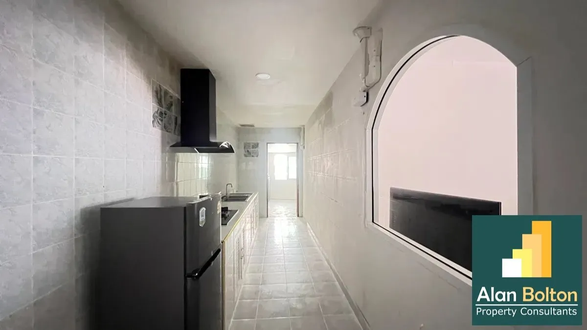 5 Bedrooms 4 Bathrooms in East Pattaya photo 7