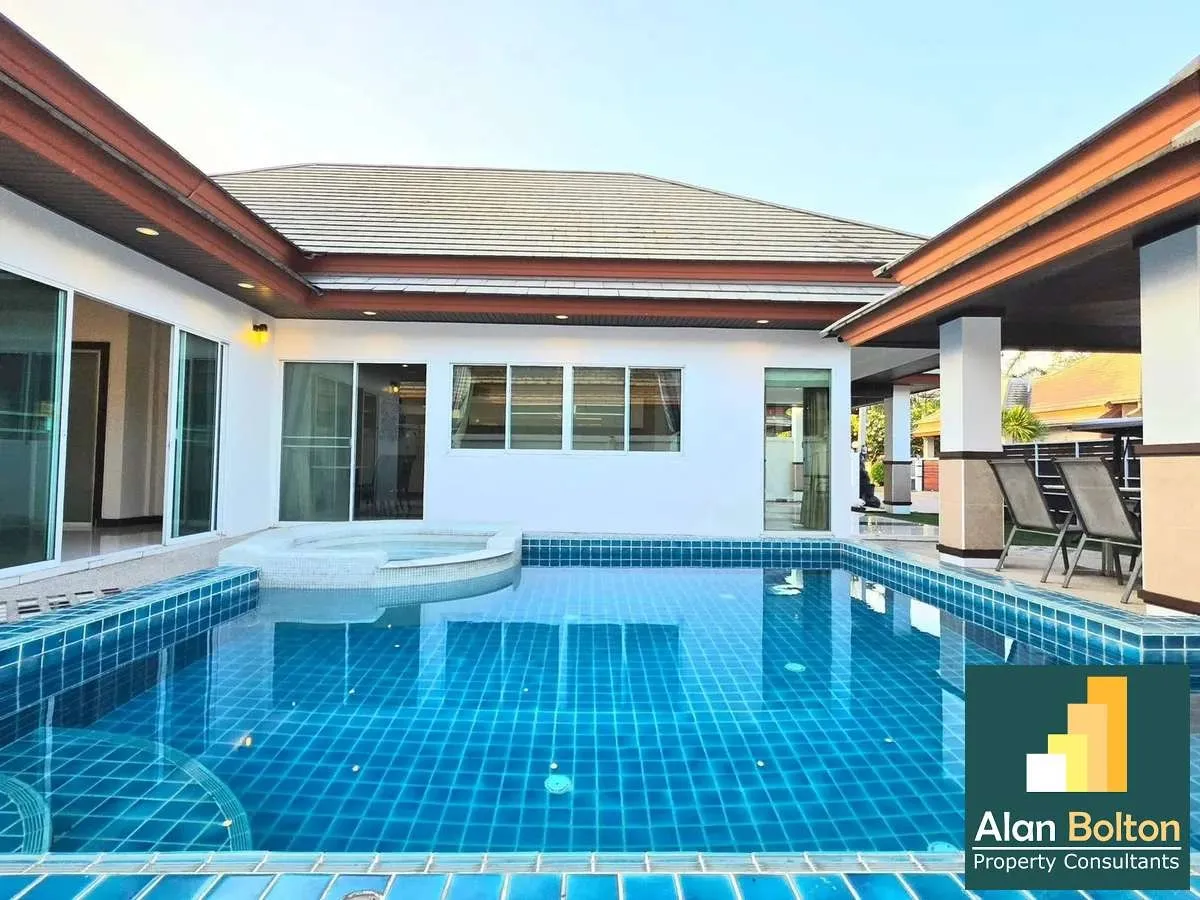 Luxury modern house for rent photo 9