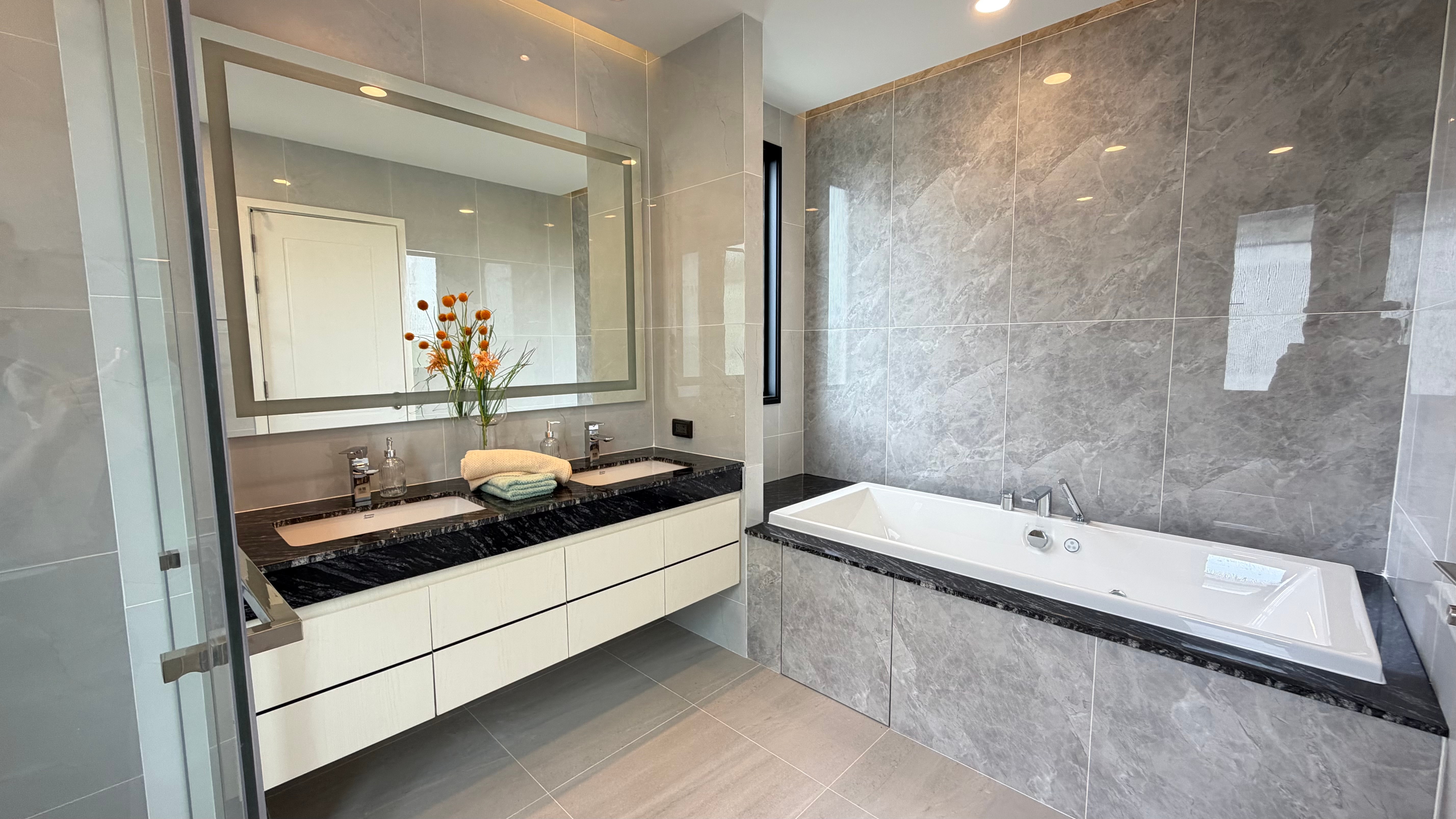 Modern House In East Pattaya photo 33