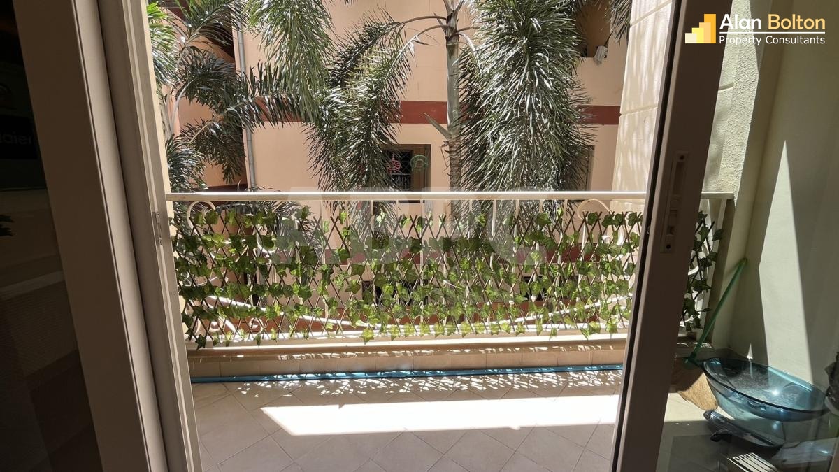 2 Bed 1 Bath in Central Pattaya ABPC1198 photo 12