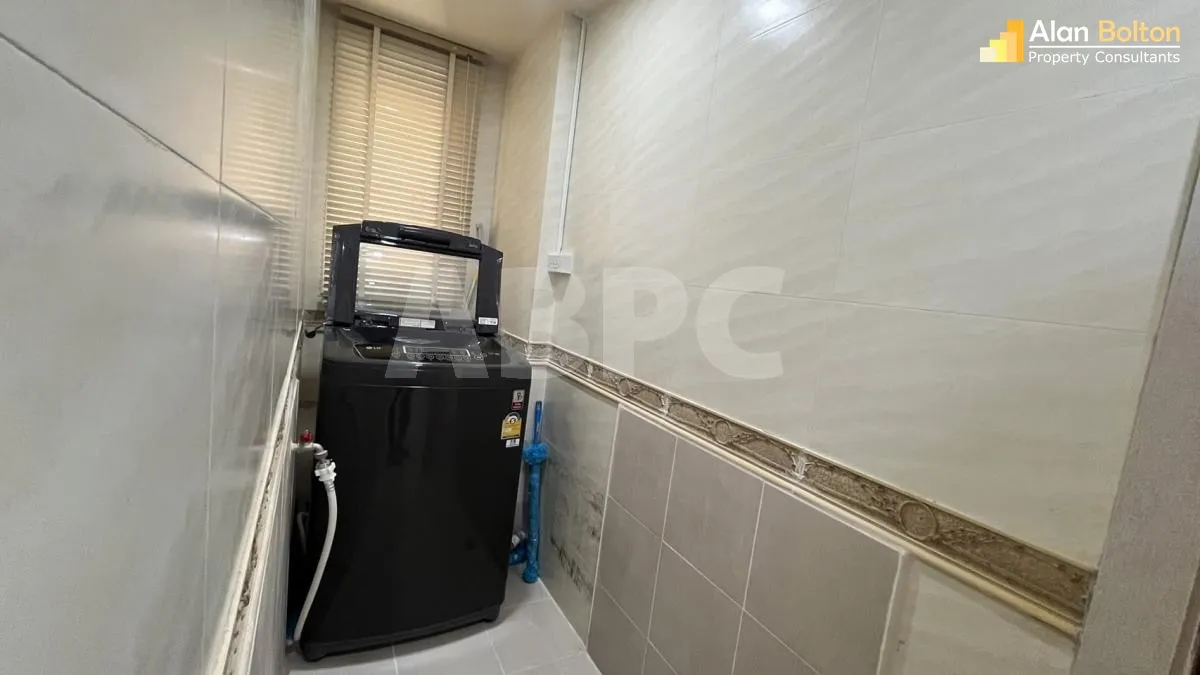 2 Bed 1 Bath in Central Pattaya ABPC1198 photo 4