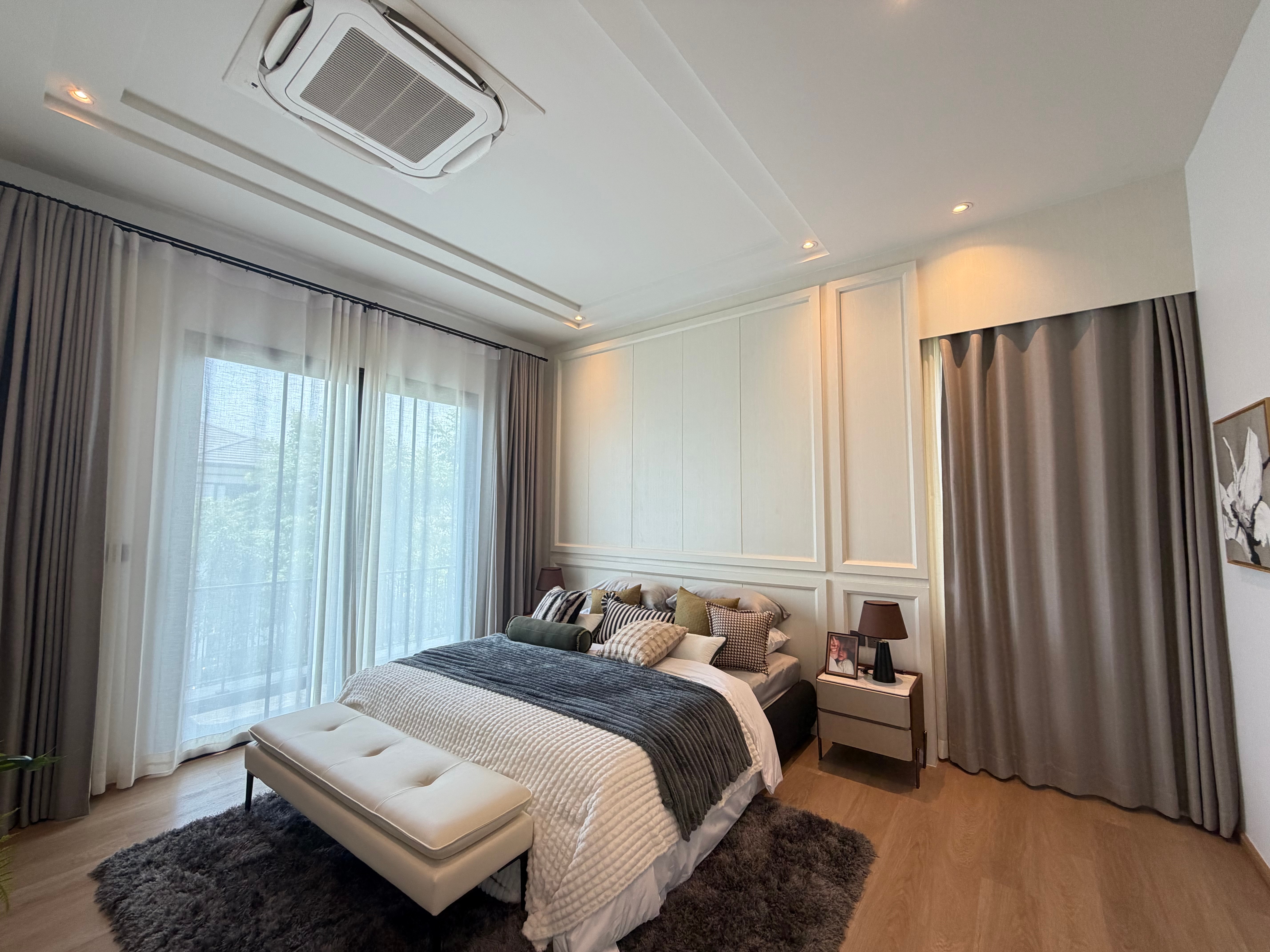 Modern House For Sale In East Pattaya photo 16