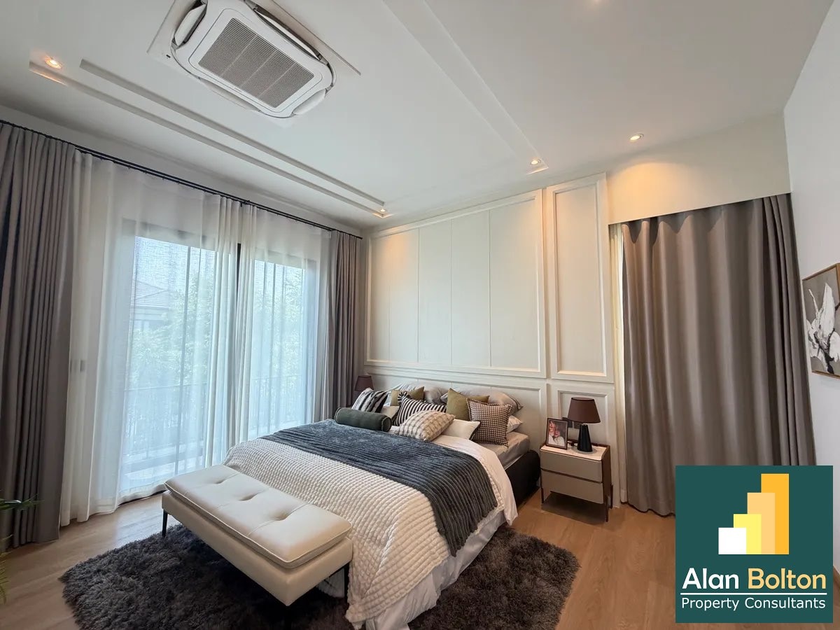 Modern House For Sale In East Pattaya photo 3