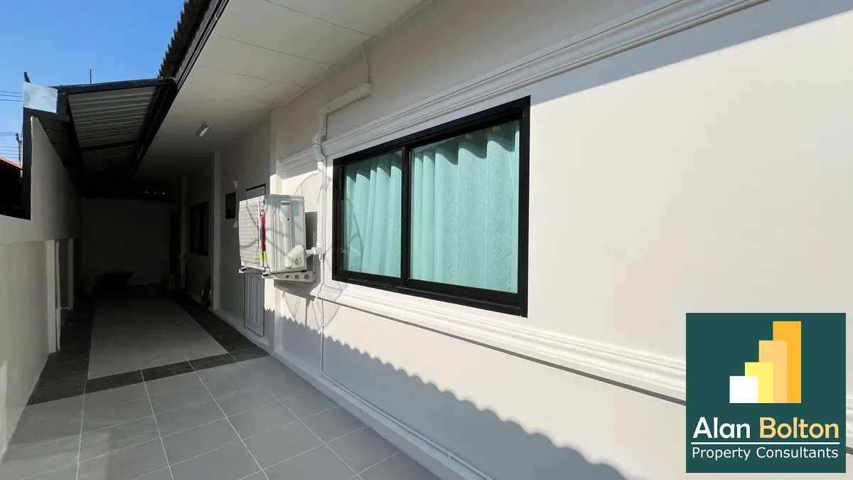 3 Bedrooms 2 Bathrooms in East Pattaya photo 16