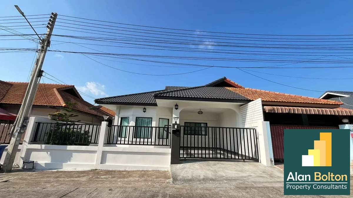 3 Bedrooms 2 Bathrooms in East Pattaya