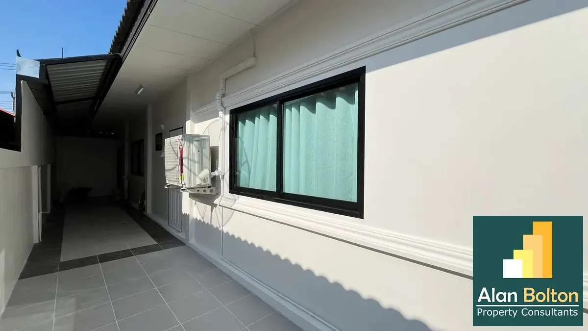 3 Bedrooms 2 Bathrooms in East Pattaya photo 16