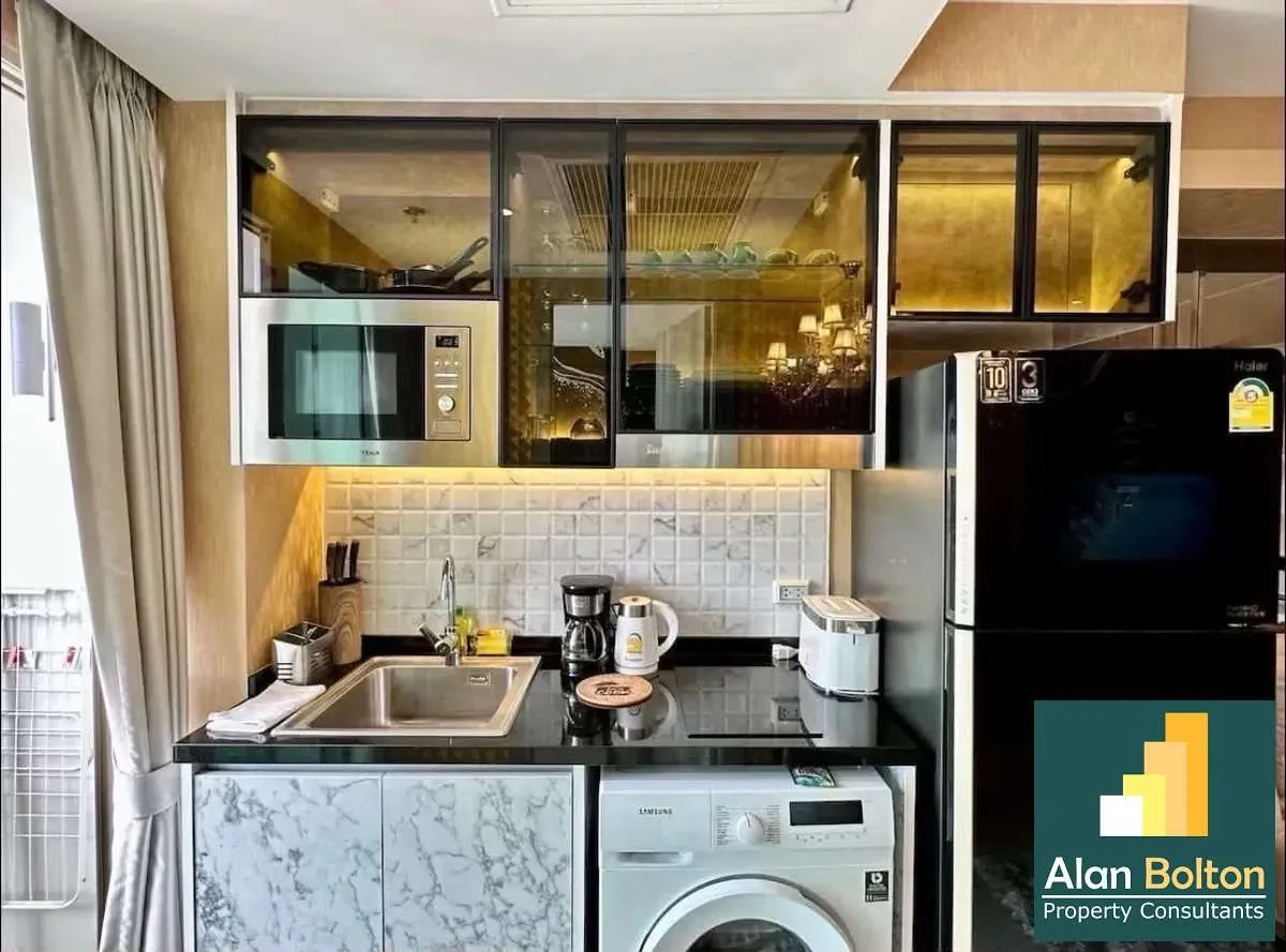 Corner room City View 1 Bedroom 1 Bathroom in Jomtien photo 9