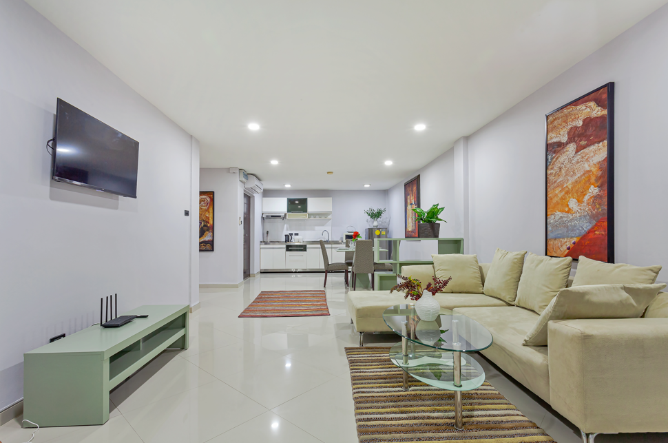 1 Bed 1 Bath in Pratumnak photo 14