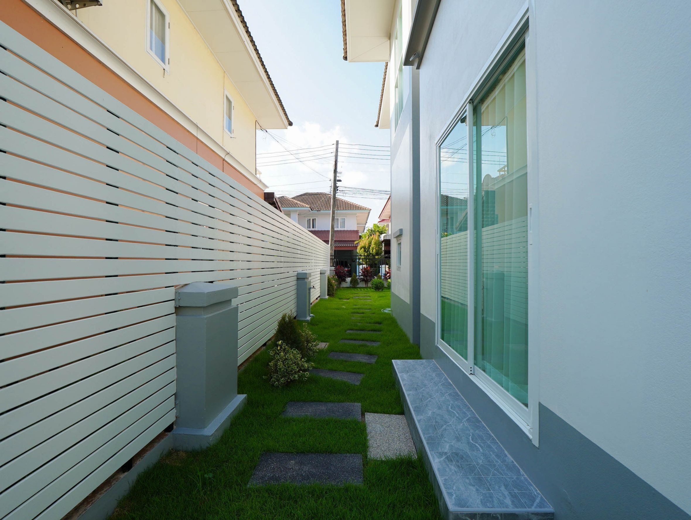 3 Bedroom 3 Bathroom in Baan Suan Lalana photo 36