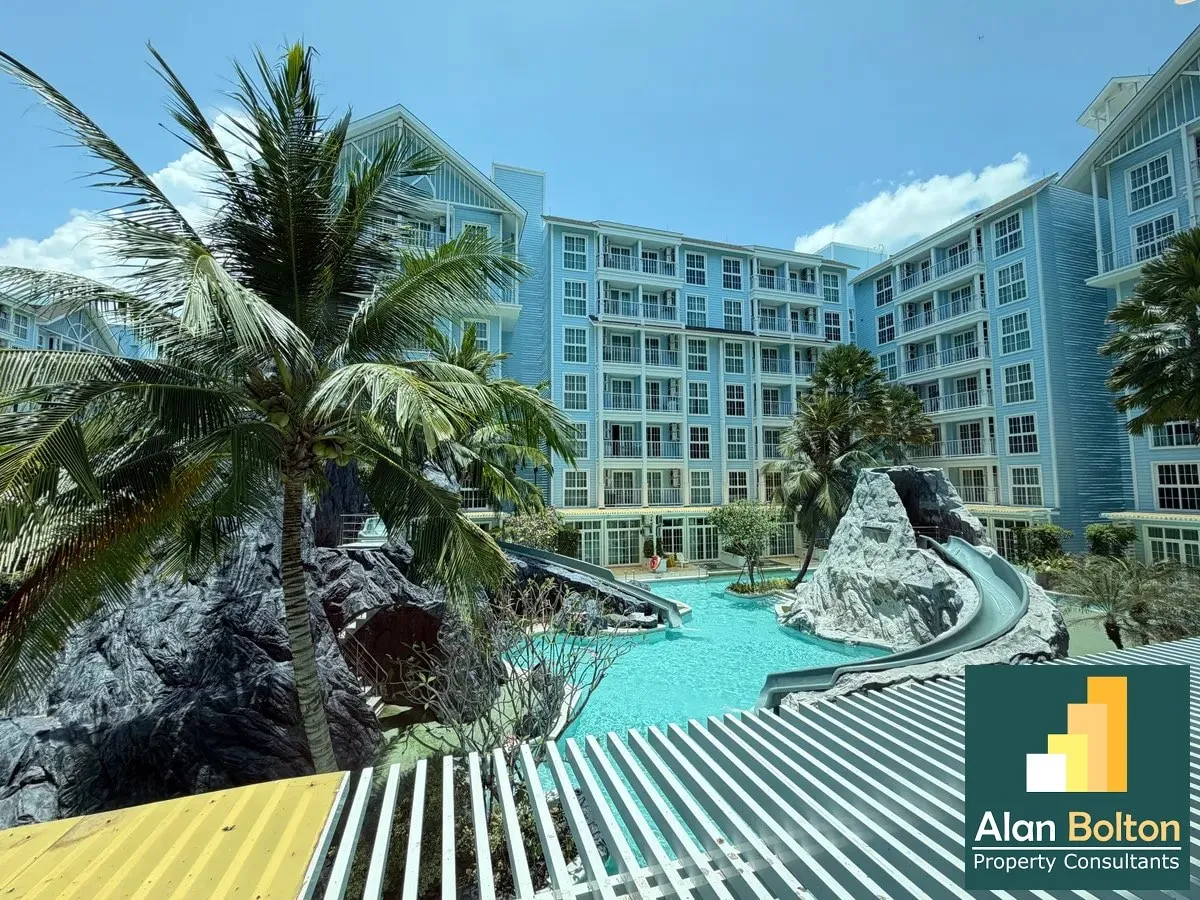 Beachfront One Bedroom Condo For Sale In najomtien photo 2