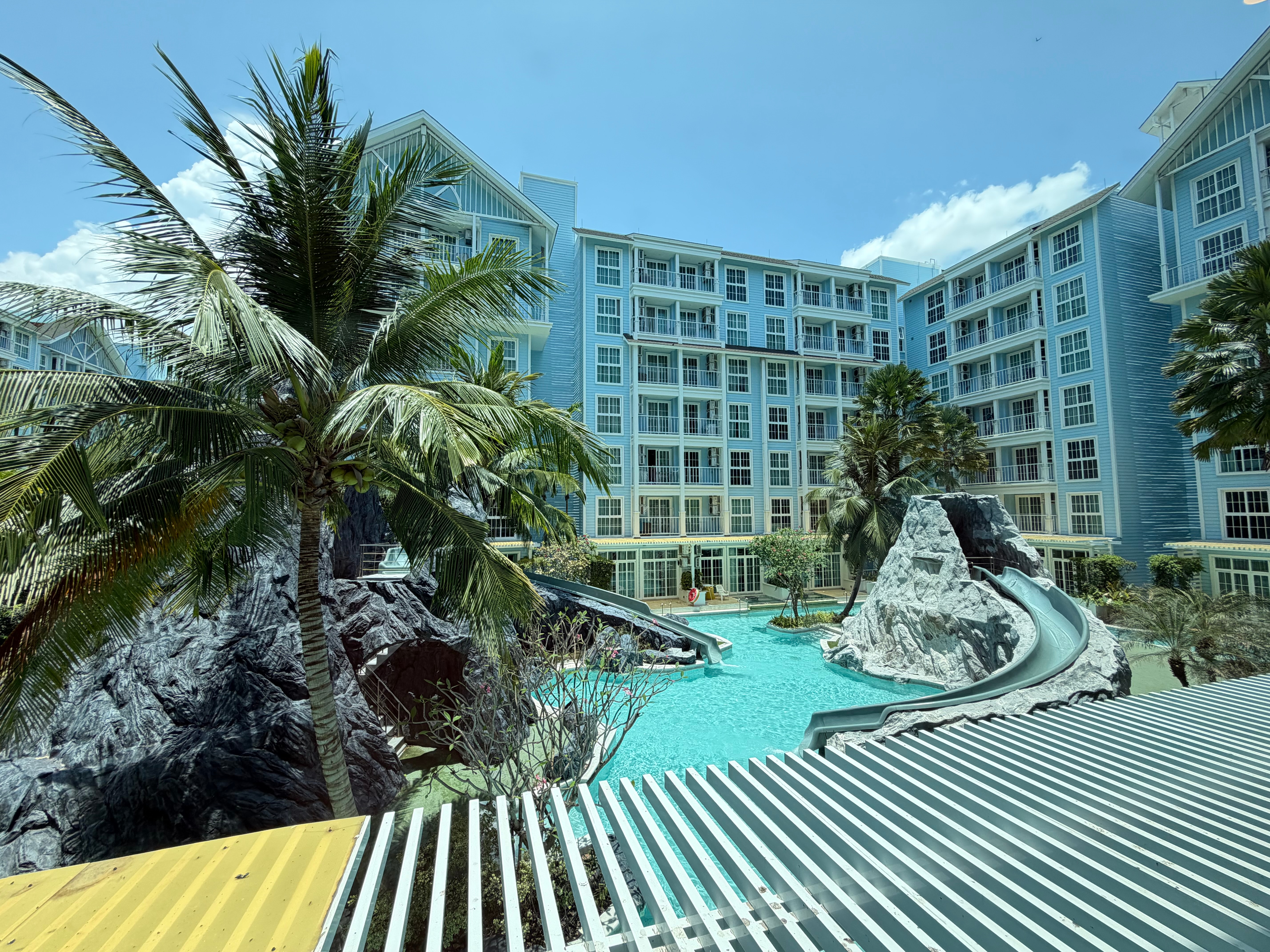 Beachfront One Bedroom Condo For Sale In najomtien photo 20