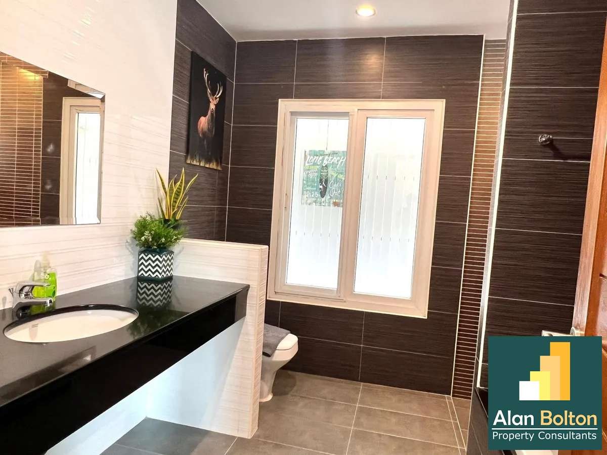 3 Bedrooms 3 Bathroom in Seabreeze Pool Villa photo 6