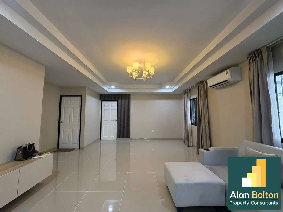 3 Bedrooms 2 Bathroom in North Pattaya photo 8
