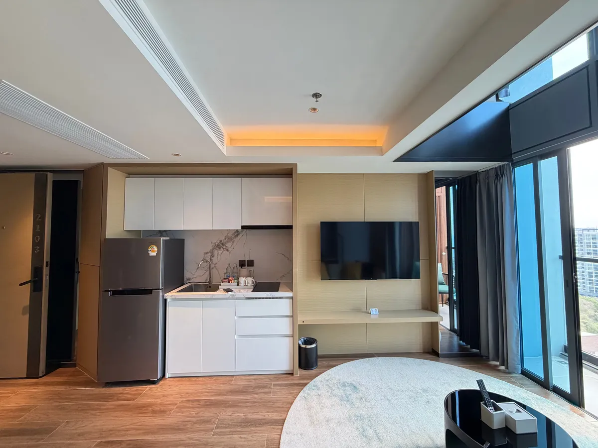 Stylish Modern Duplex Condo Available for Rent In Prahtamnak photo 15