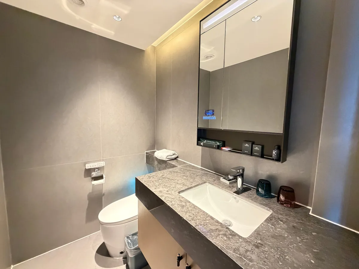 Stylish Modern Duplex Condo Available for Rent In Prahtamnak photo 18