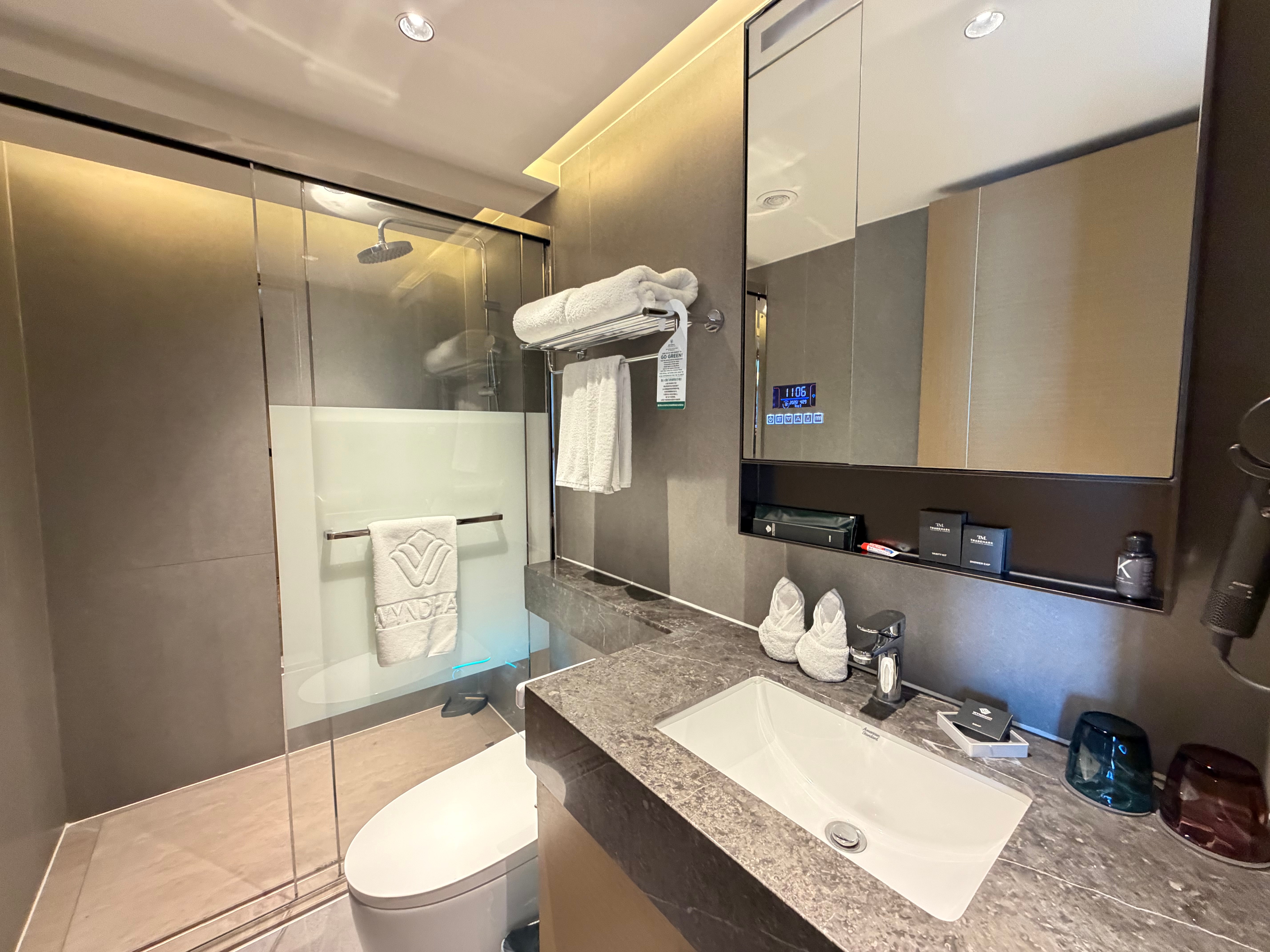 Stylish Modern Duplex Condo Available for Rent In Prahtamnak photo 20