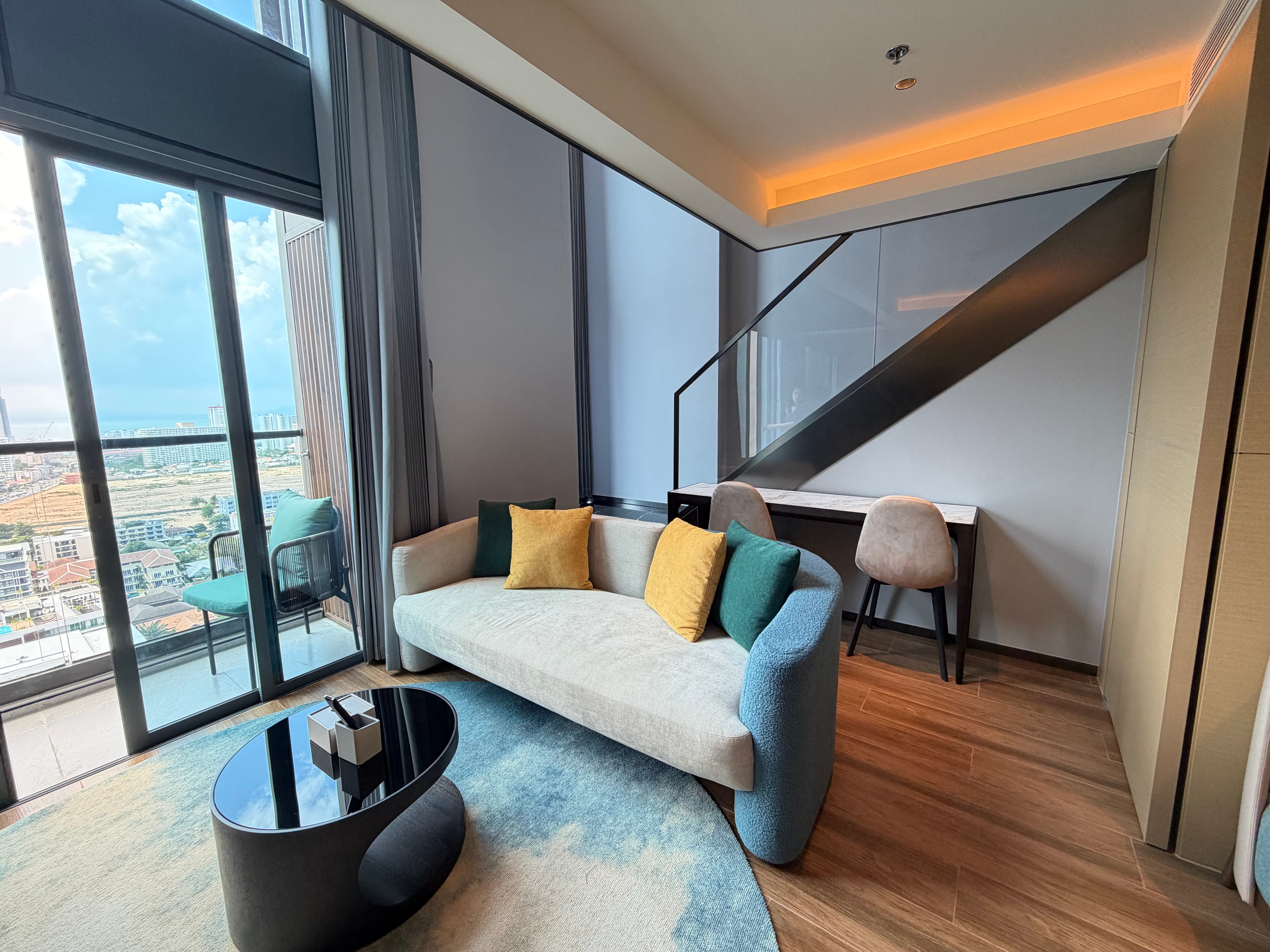 Stylish Modern Duplex Condo Available for Rent In Prahtamnak photo 17