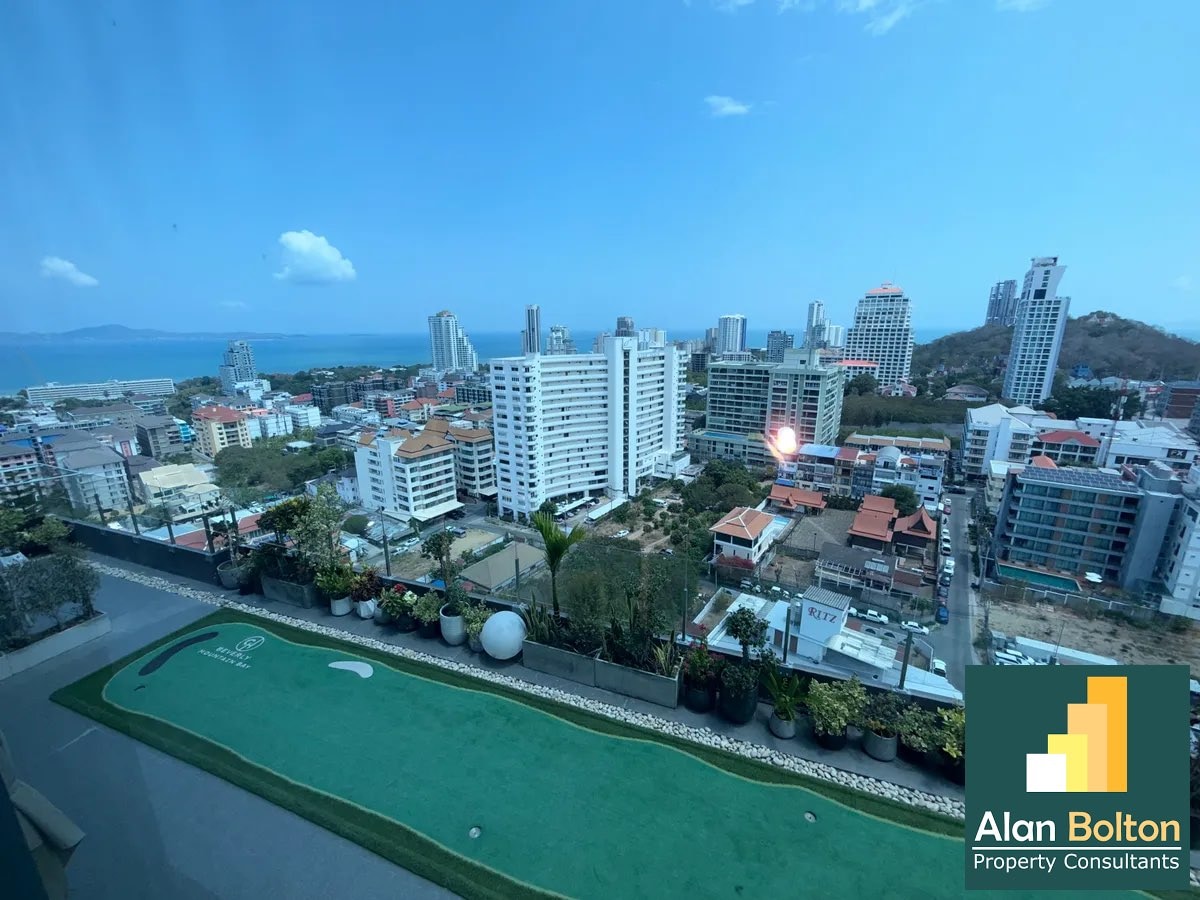 Stylish Modern Duplex Condo Available for Rent In Prahtamnak photo 8