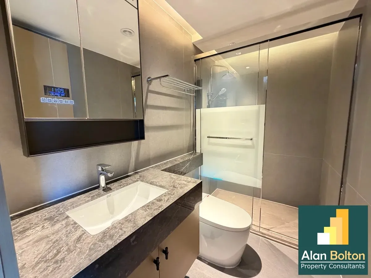 Upgrade Your Living – Modern Duplex Condo Available Now photo 6