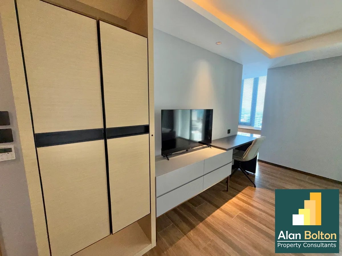 Luxury Modern Duplex Condo Ready For Rent photo 13