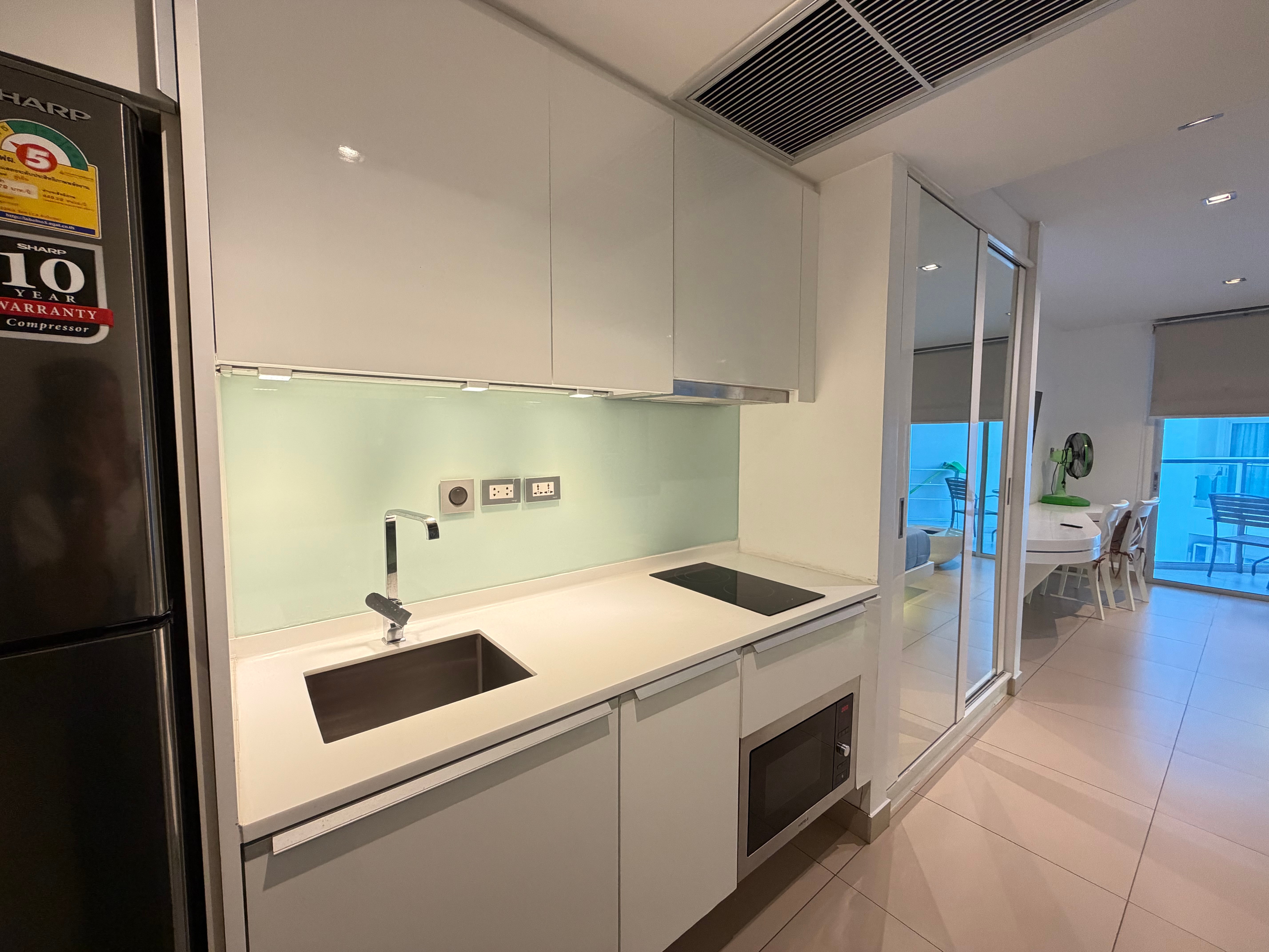 Studio Condo For Rent In Prahtamnak photo 12