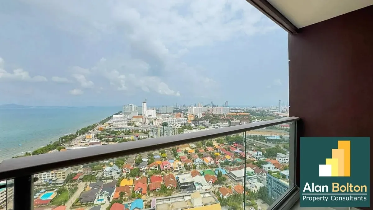 Private pool one bedroom Condo For Sale in Jomtien photo 2