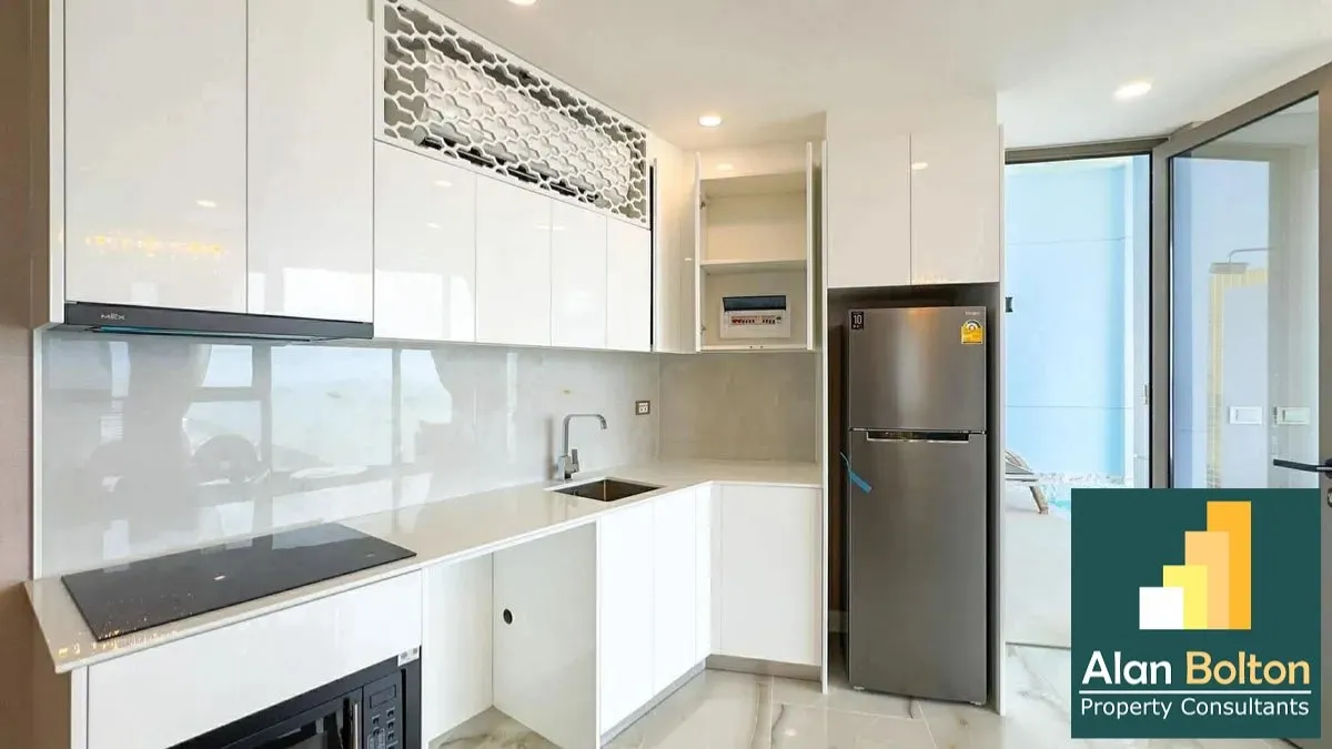 Private pool one bedroom Condo For Sale in Jomtien photo 6