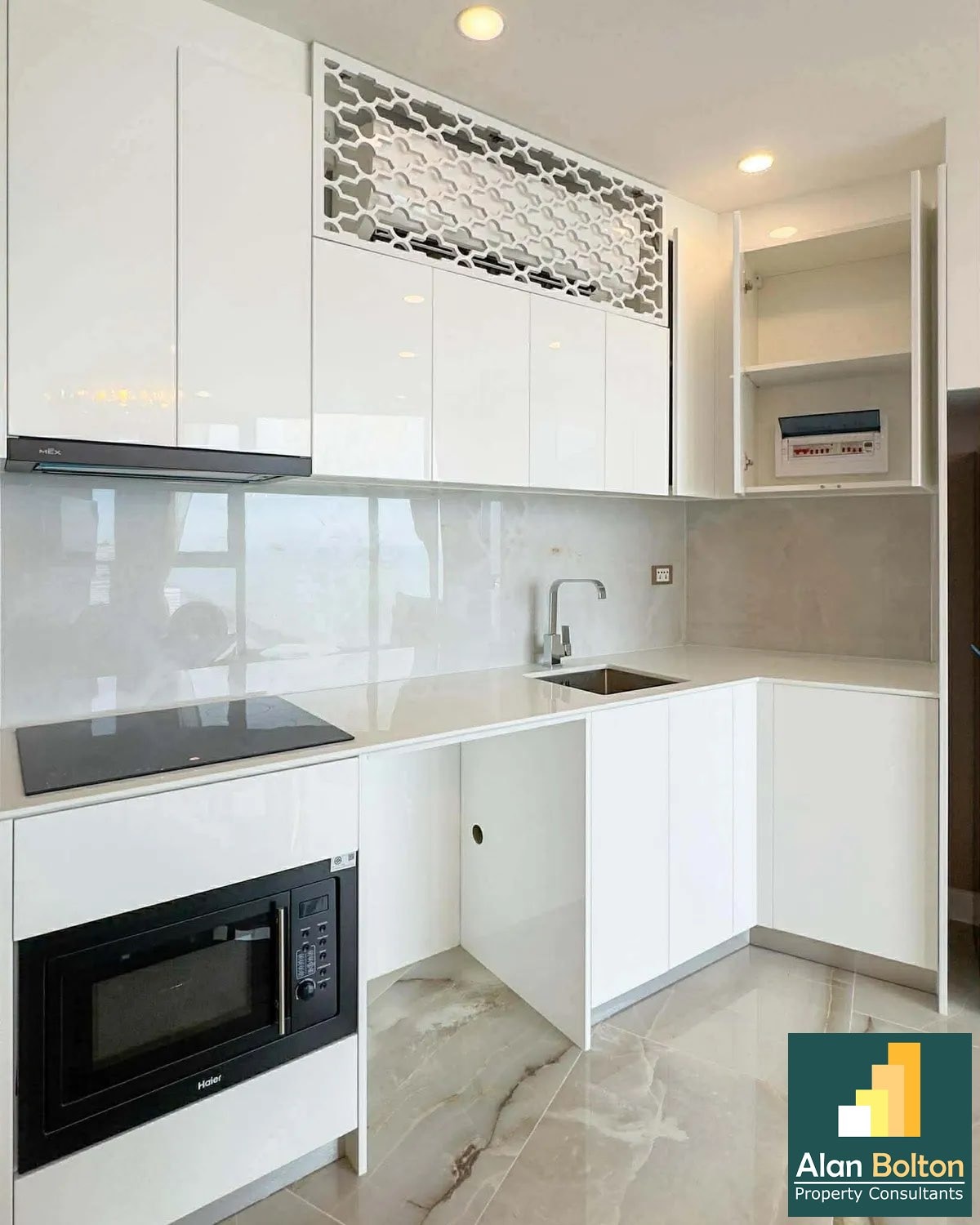 Private pool one bedroom Condo For Sale in Jomtien photo 9