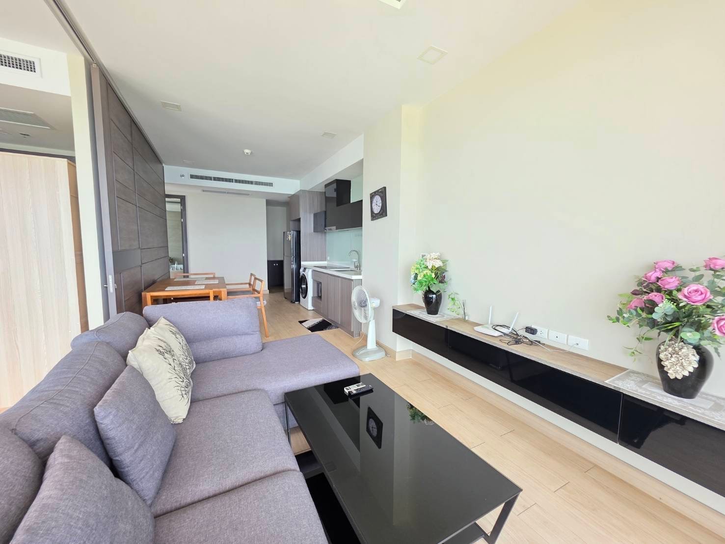 Breathtaking Sea View! 2-Bedroom Condo for Rent in Jomtien photo 17