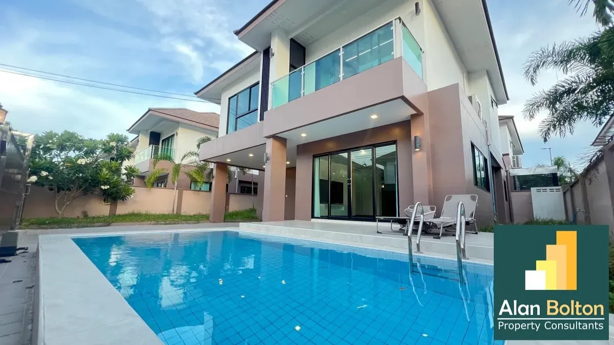 Pool villa 4 Bedrooms 3 Bathrooms in Huay yai photo 11