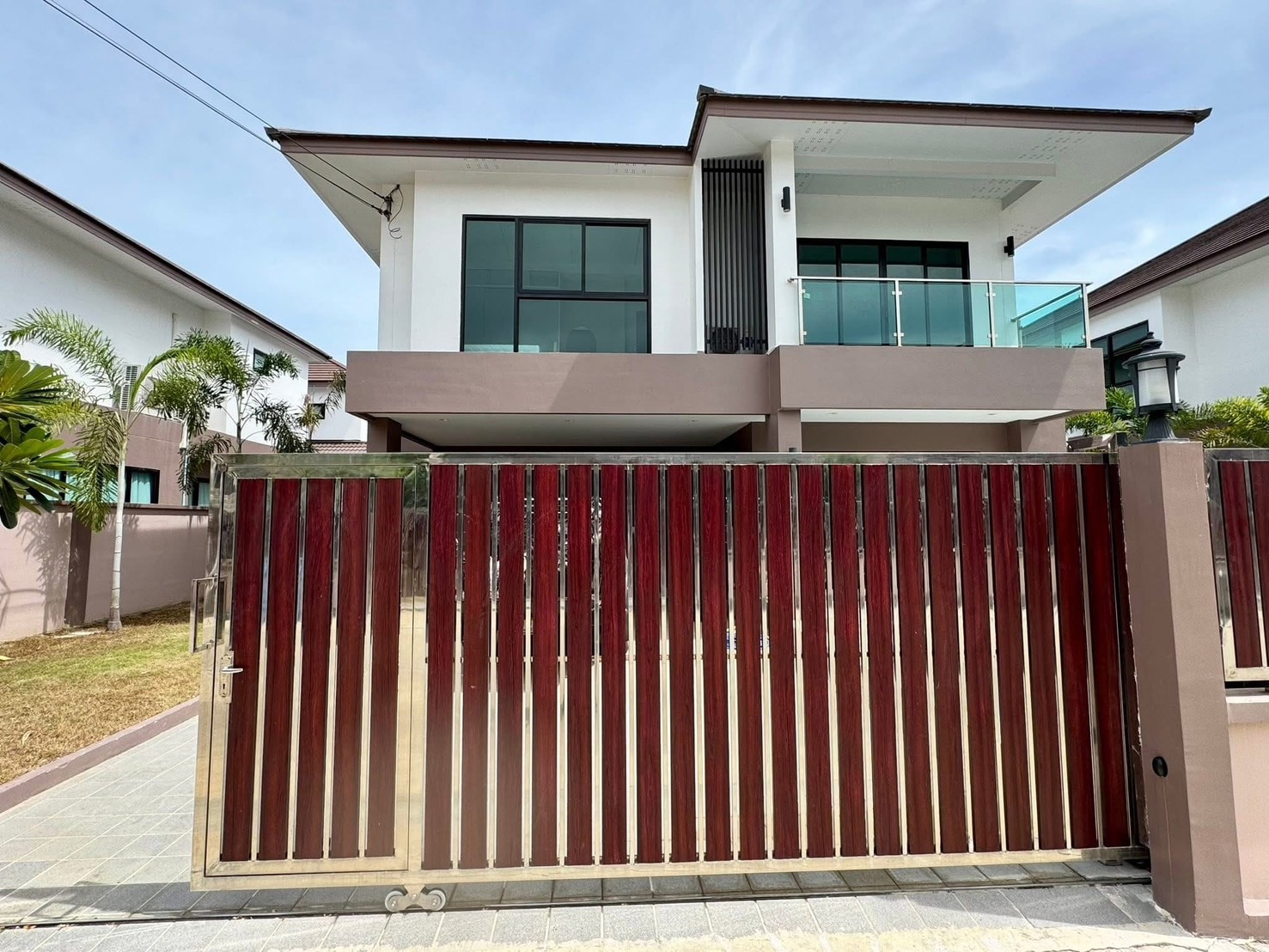Pool villa 4 Bedrooms 4 Bathrooms in East Pattaya photo 40