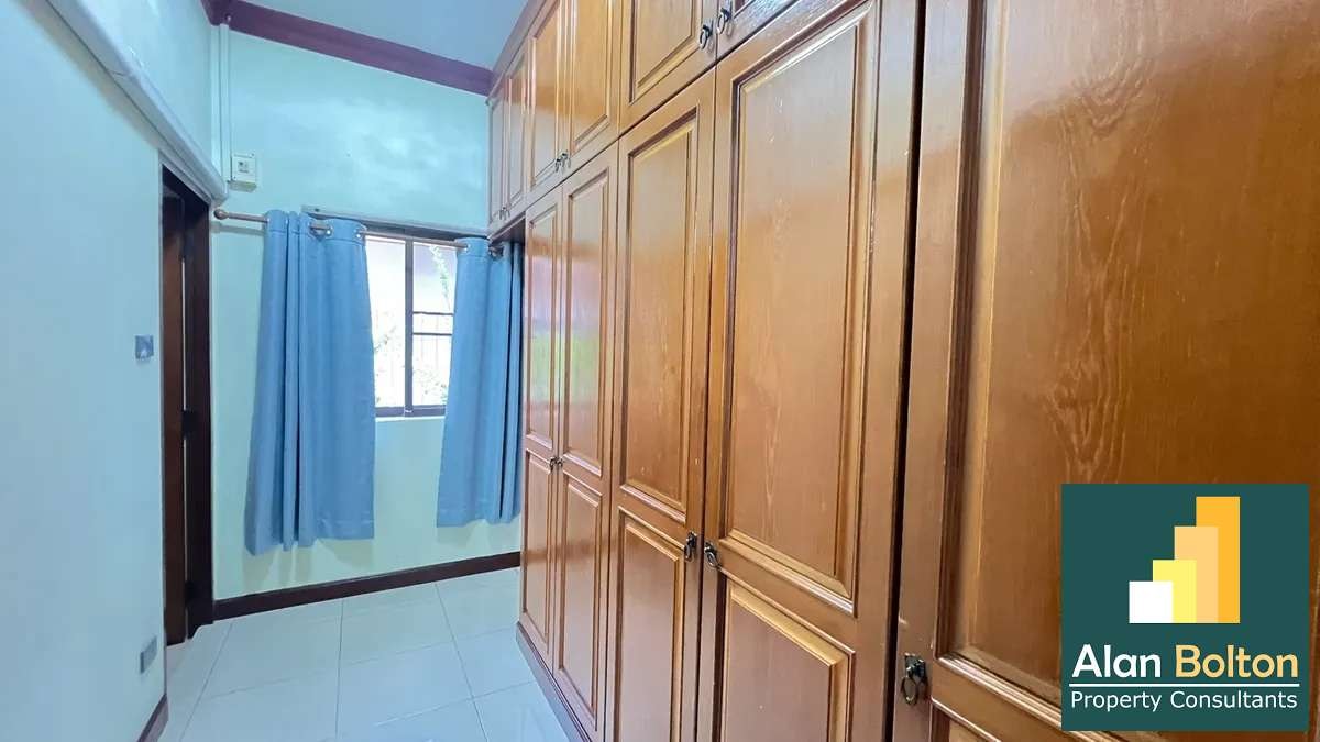 Pool villa 4 Bedrooms 4 Bathrooms in East Pattaya photo 16
