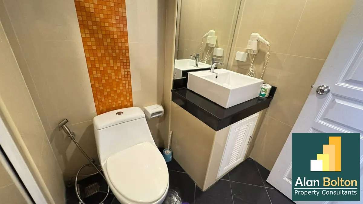 Pool View 1 Bed 1 Bath Condo In Pratumnak photo 2