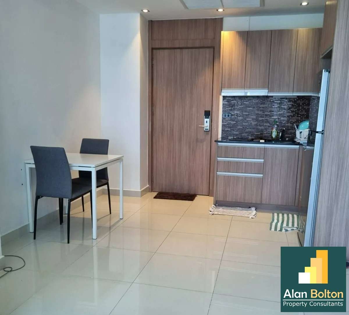 Nam Talay Condominium 1 Bedroom 1 Bathroom For Sale photo 4