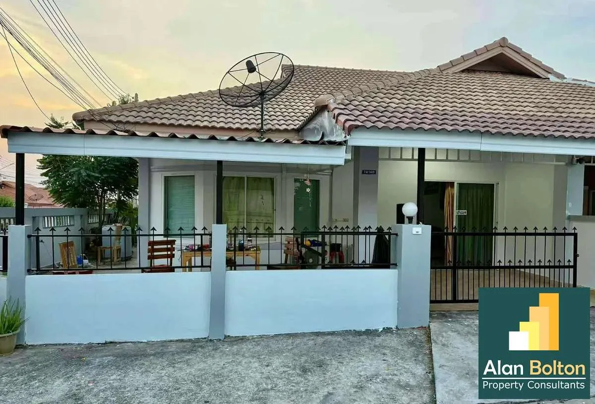 Corner house 2 Bedrooms 2 Bathrooms in East Pattaya photo 3